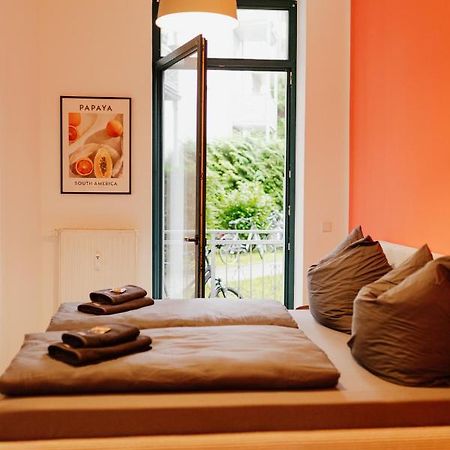 Design Apartment Stadtfeld-Ost Mit Netflix & 2 Schlafzimmern มัคเดอบวร์ก ภายนอก รูปภาพ